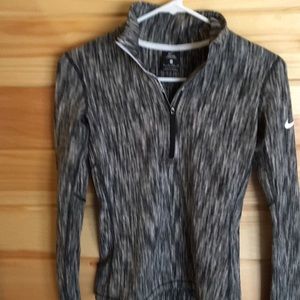 Nike Pro Hyperwarm Top